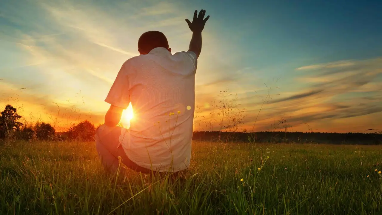 Christian praying and trusting God during difficult times, seeking strength, peace, guidance, and hope through faith and prayer.