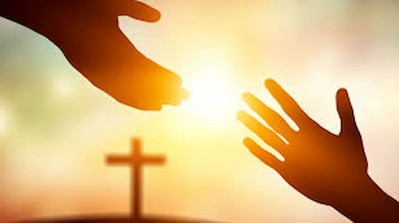 Christian praying with Bible in hand, trusting God to overcome fear, anxiety, and stress through faith, prayer, and biblical encouragement.